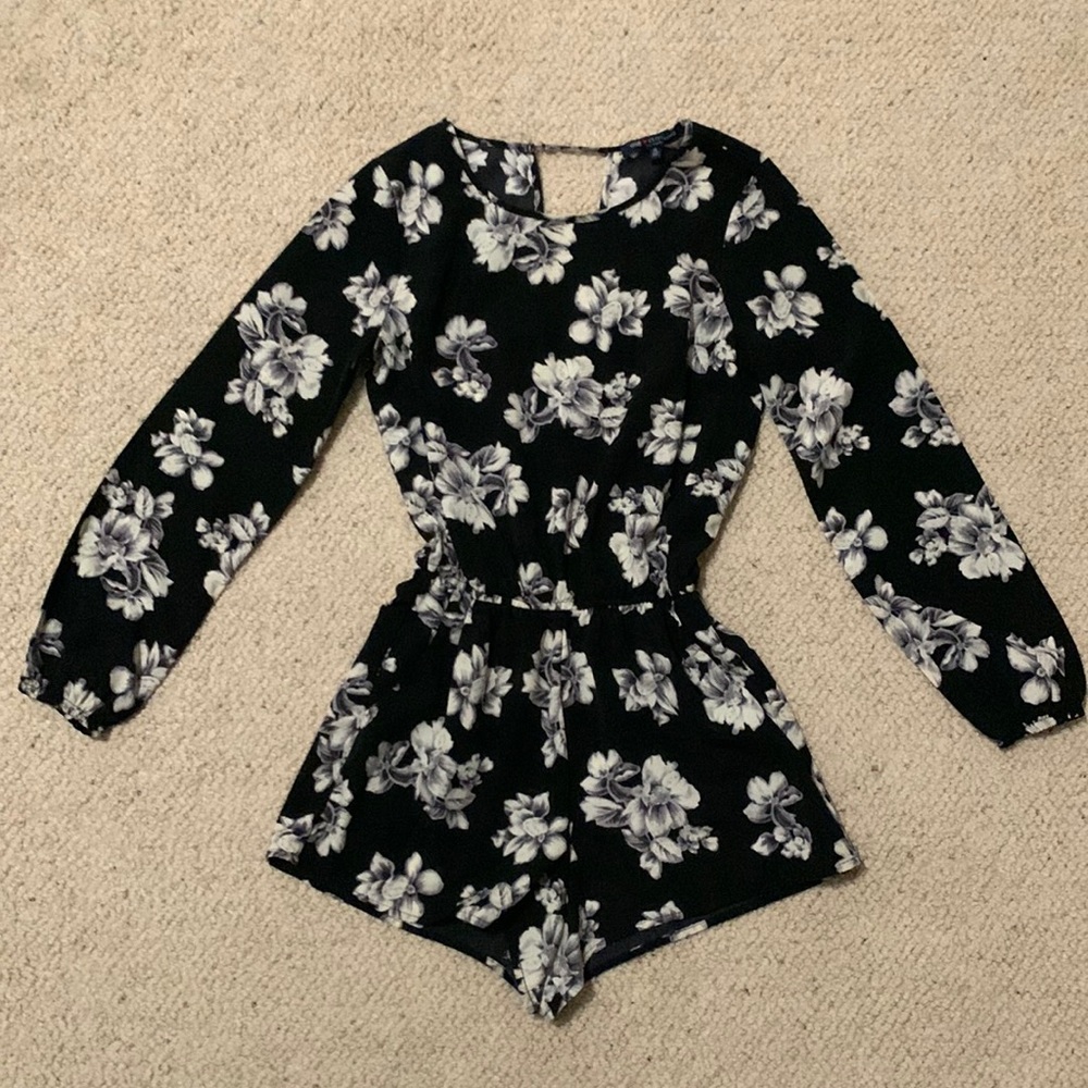 Floral romper with open back